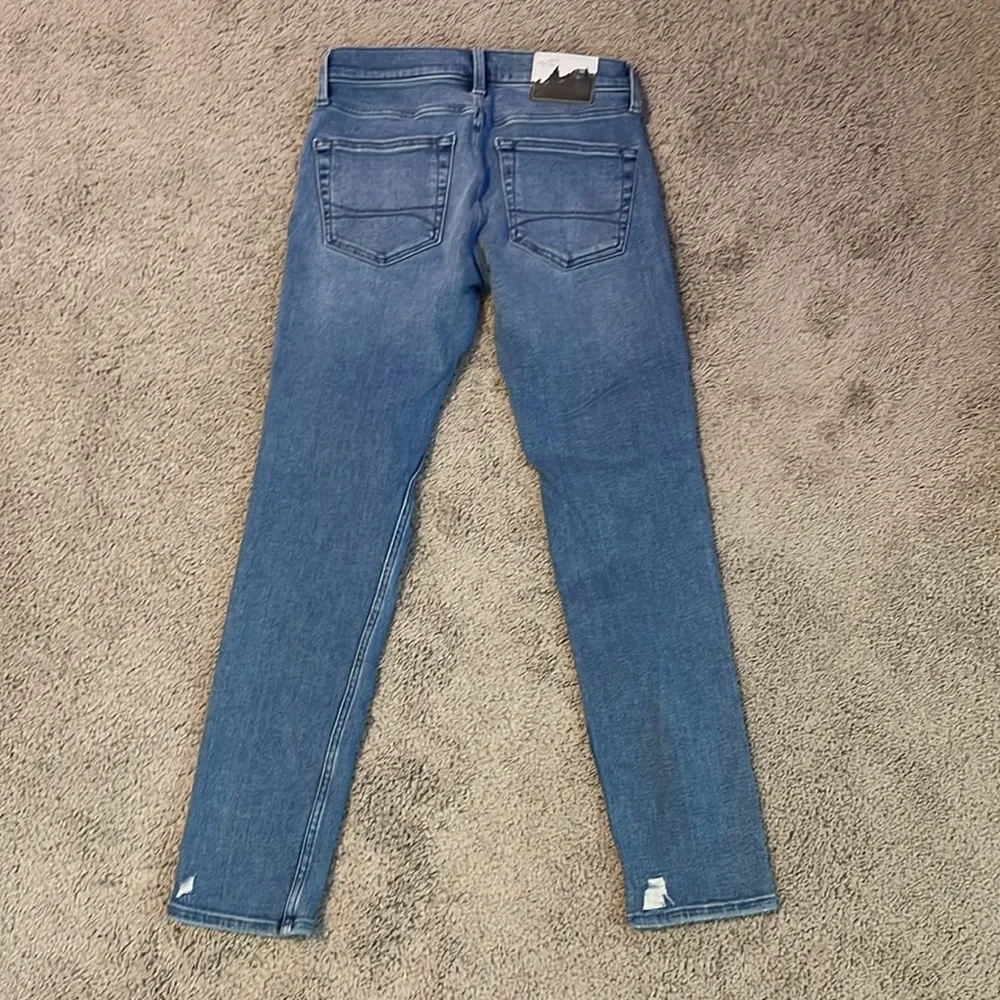 Men’s Skinny Hollister Jeans, Size 28x30